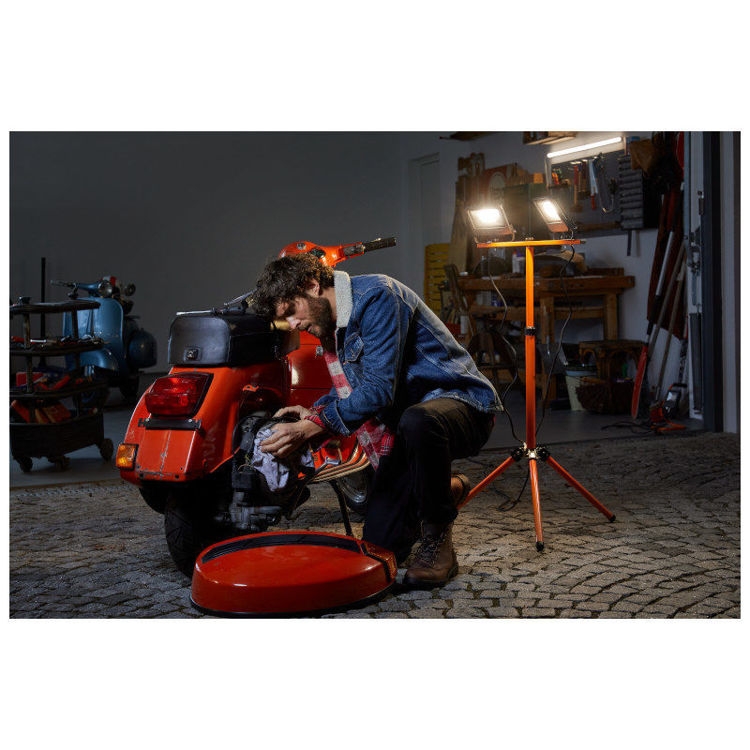 Alles LEDVANCE LED reflektor WORKLIGHT TRIPOD 2X30 W 4000 K IP65