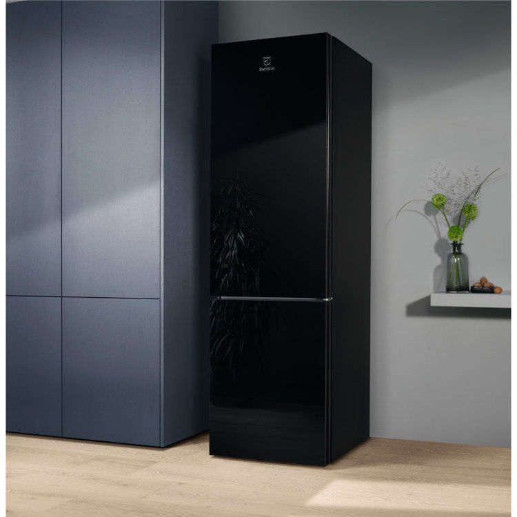 Alles ELECTROLUX hladnjak kombinirani LNT7ME36K2