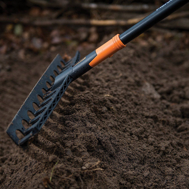 Alles FISKARS grablje vrtne univerzalne SOLID