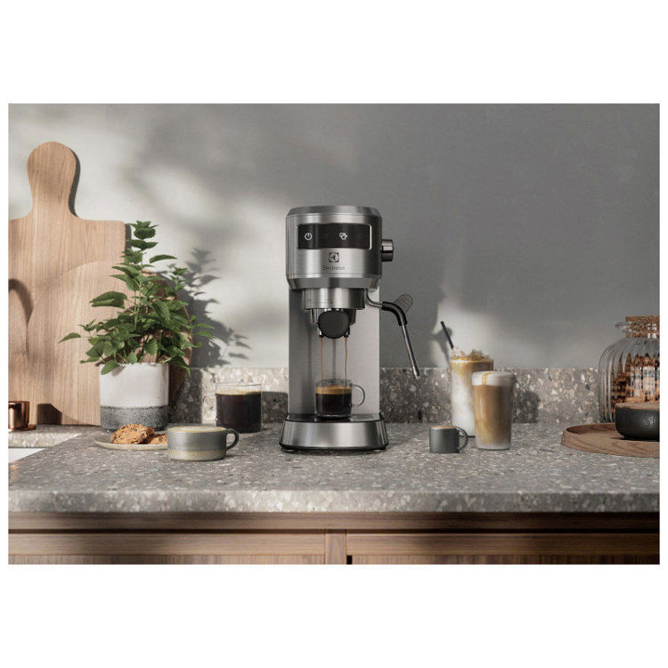 Alles ELECTROLUX aparat za espresso E6EC1-6ST