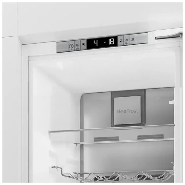 Alles BEKO hladnjak ugradbeni kombinirani BCNA275E4SN