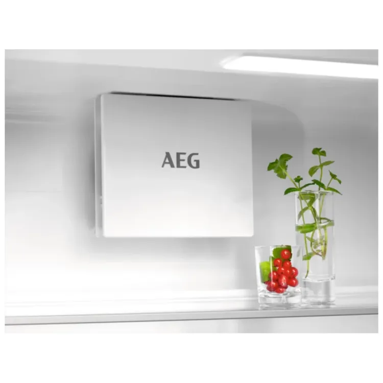 Alles AEG hladnjak ugradbeni kombinirani TSC7G181ES