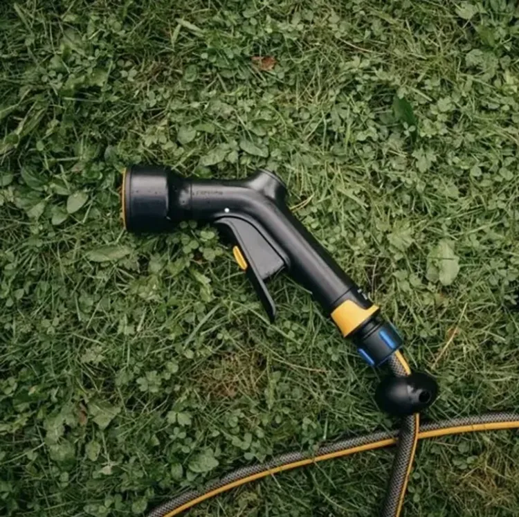 Alles FISKARS pištolj za zalijevanje Solid