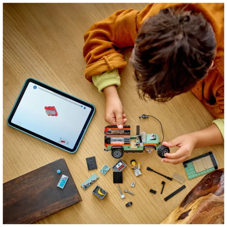 Alles LEGO CITY terenski kamionet 4x4