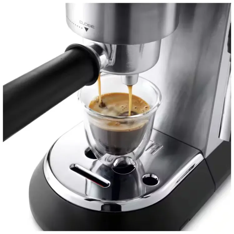 Alles DELONGHI aparat za kavu EC685.M