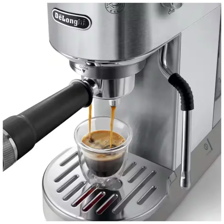 Alles DELONGHI aparat za kavu EC890.M