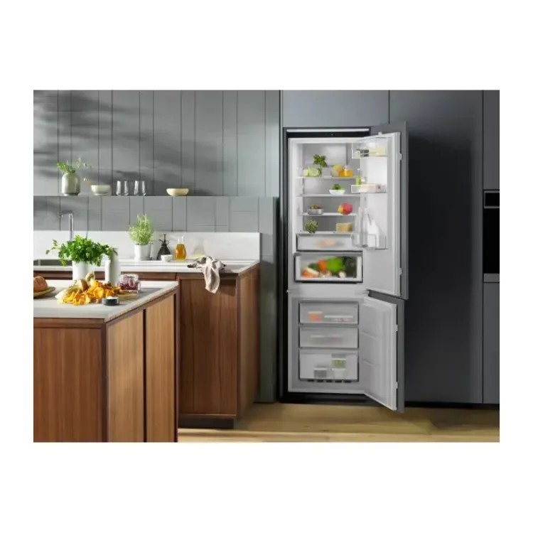 Alles ELECTROLUX hladnjak ugradbeni kombinirani ENC8MC19S